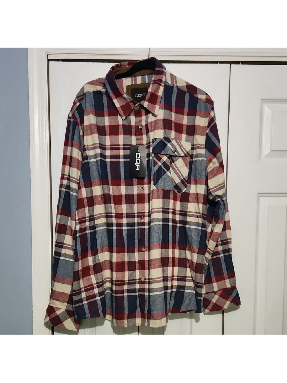 COF Men's Red, Blue & Cream Plaid Button-Down Shirt NWT
19-07